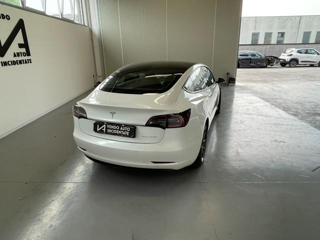 TESLA Model 3 usata, con Boardcomputer