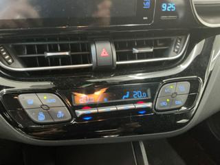 TOYOTA C-HR usata, con Sedile posteriore sdoppiato