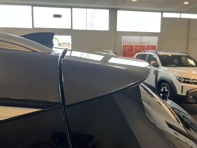 OPEL Grandland X usata, con Sensori di parcheggio anteriori