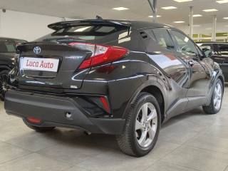 TOYOTA C-HR usata, con Autoradio