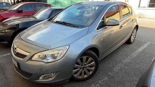 OPEL Astra usata, con Alzacristalli elettrici