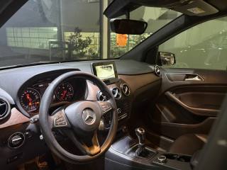 MERCEDES-BENZ B 180 usata, con Controllo automatico clima