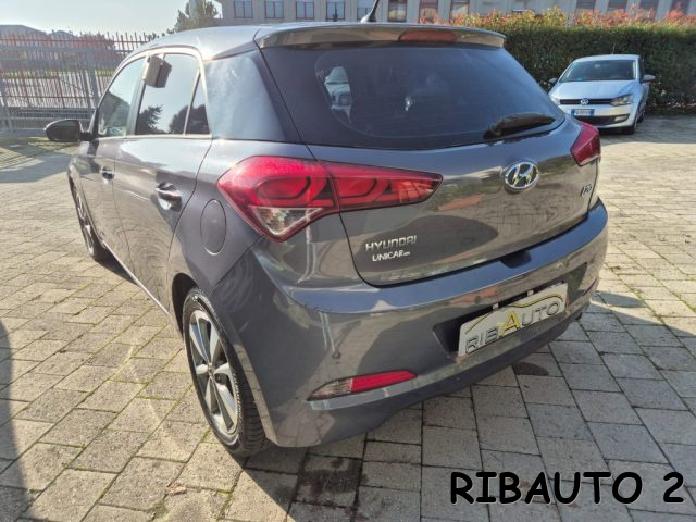 HYUNDAI i20 usata, con Lettore CD