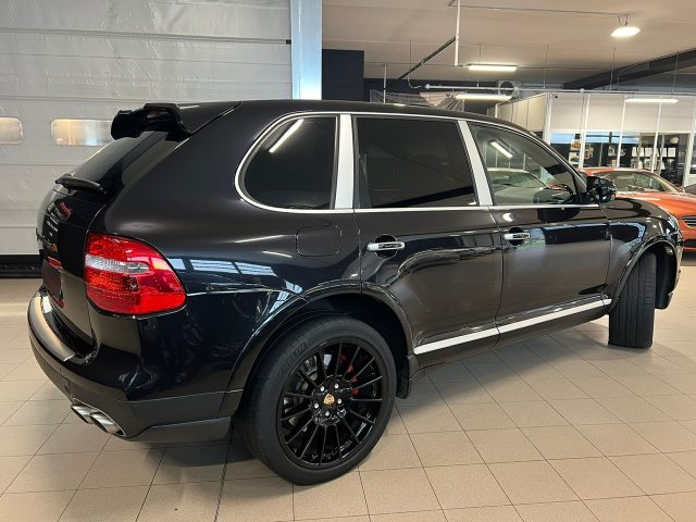 PORSCHE Cayenne usata, con Autoradio