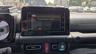 SUZUKI Jimny usata, con Bluetooth