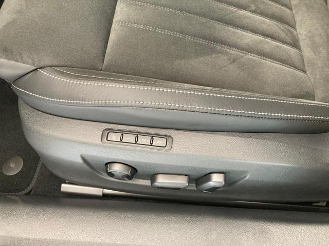 SKODA Superb usata, con Controllo automatico clima