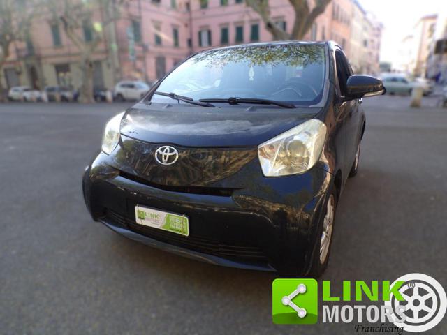 TOYOTA iQ usata, con Airbag