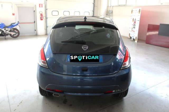 LANCIA Ypsilon usata, con Autoradio