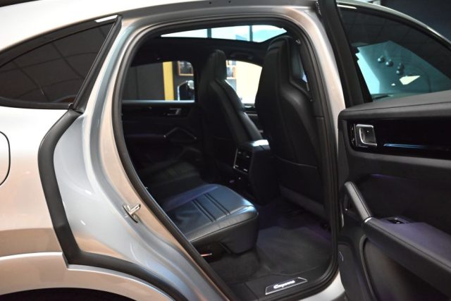 PORSCHE Cayenne usata 10