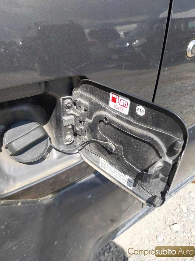 SUZUKI Jimny usata, con Sedile posteriore sdoppiato