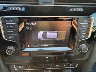 VOLKSWAGEN Golf usata, con ESP