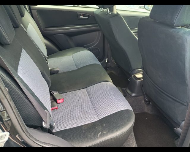 FIAT Sedici usata 14