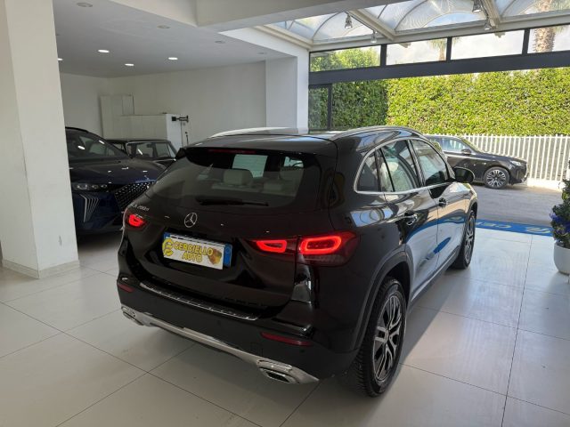 MERCEDES-BENZ GLA 200 usata, con Lettore CD
