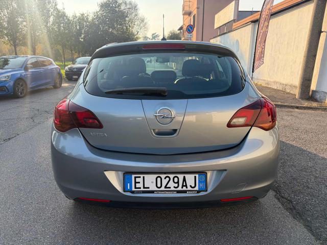 OPEL Astra usata, con Airbag Passeggero