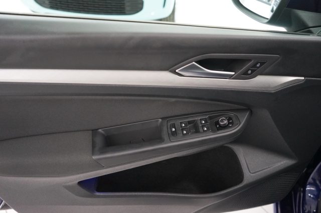 VOLKSWAGEN Golf usata, con Sensori di parcheggio posteriori