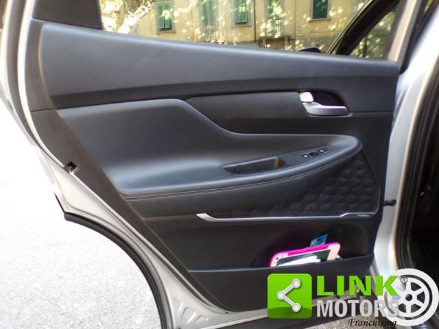 HYUNDAI Santa Fe usata, con Volante in pelle