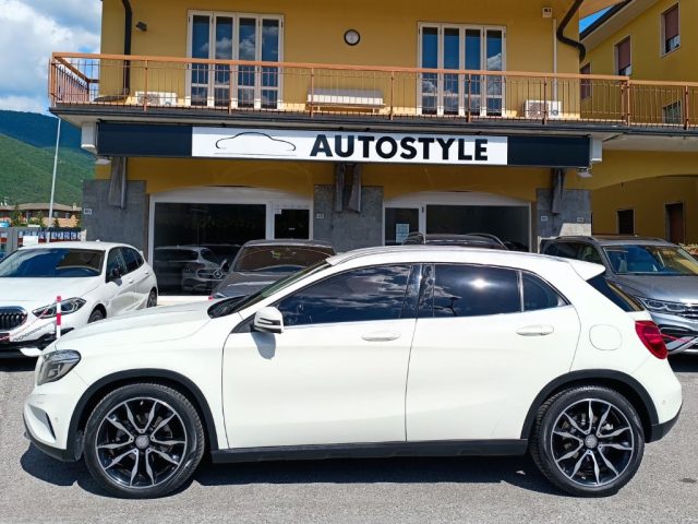 MERCEDES-BENZ GLA 200 usata, con Antifurto