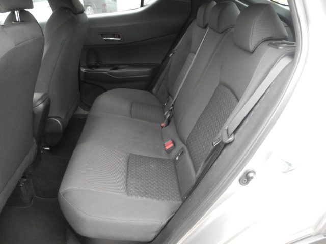 TOYOTA C-HR usata, con Park Distance Control