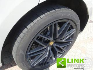 PORSCHE Macan usata, con Tettuccio apribile