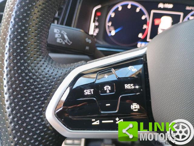 VOLKSWAGEN T-Roc usata, con Touch screen