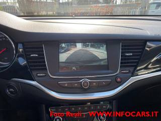 OPEL Astra usata, con Park Distance Control