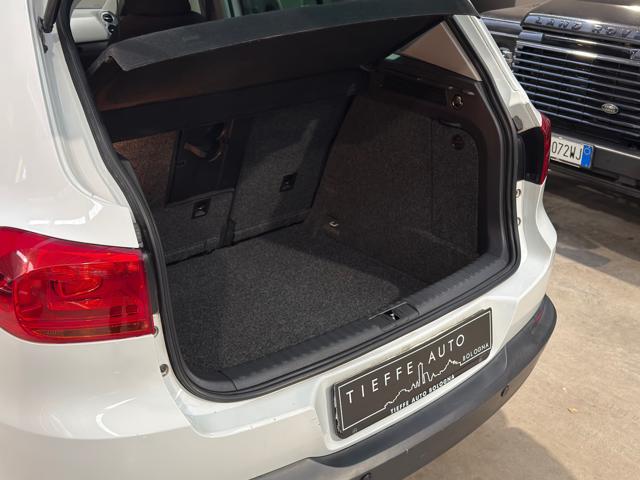 VOLKSWAGEN Tiguan usata, con Bracciolo