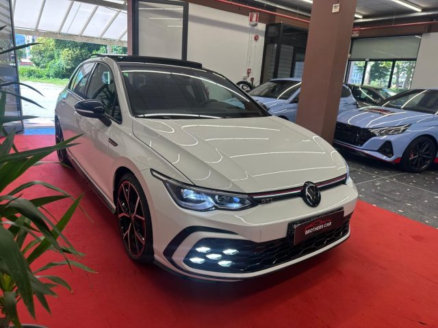 VOLKSWAGEN Golf usata, con Airbag laterali