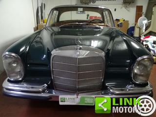 MERCEDES-BENZ 220 usata 1