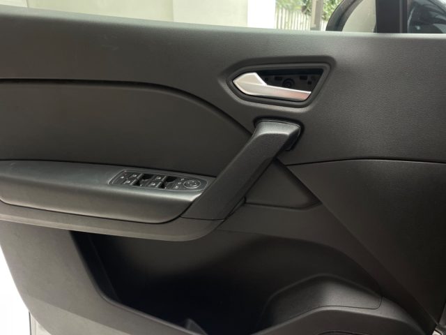 RENAULT Captur usata, con Controllo automatico clima
