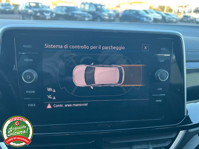 VOLKSWAGEN T-Roc usata, con Autoradio