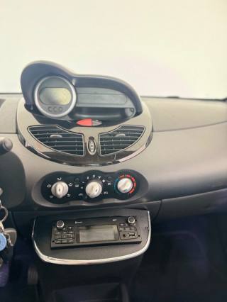 RENAULT Twingo usata 13