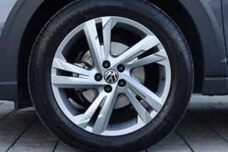 VOLKSWAGEN Taigo usata, con Autoradio digitale