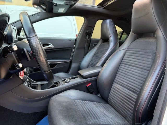 MERCEDES-BENZ CLA 200 usata, con Climatizzatore
