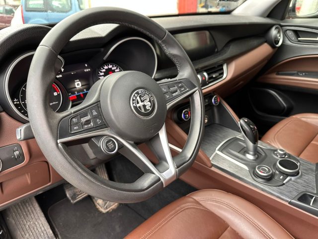 ALFA ROMEO Stelvio usata, con Alzacristalli elettrici
