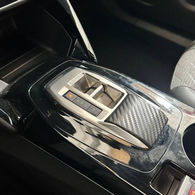 PEUGEOT 2008 usata, con Fari LED