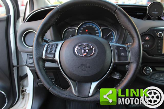TOYOTA Yaris usata 27