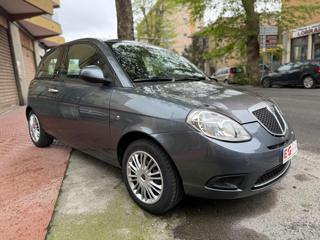 LANCIA Ypsilon usata, con Autoradio