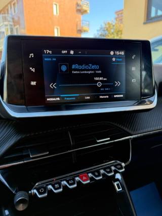 PEUGEOT 2008 usata, con Bluetooth