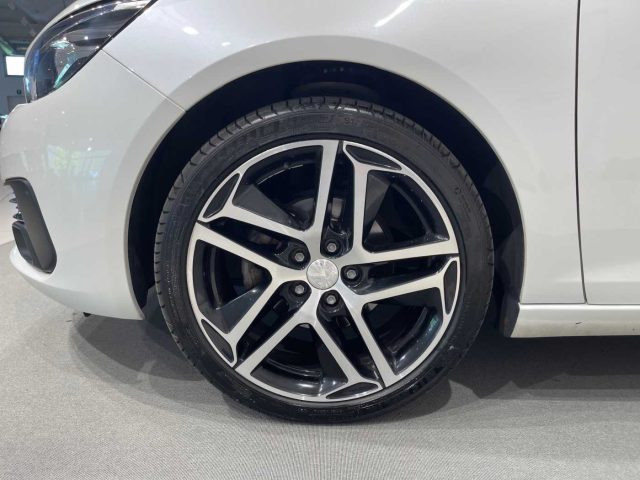 PEUGEOT 308 usata, con Climatizzatore