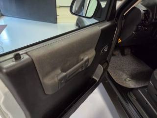 LAND ROVER Discovery usata, con Servosterzo