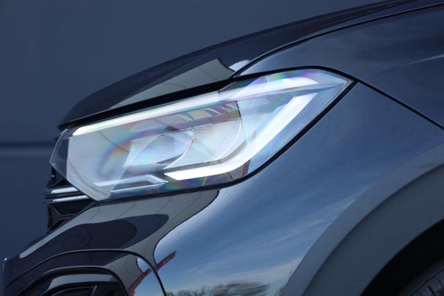 VOLKSWAGEN Taigo usata, con Spoiler