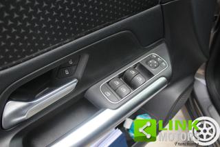 MERCEDES-BENZ GLA 200 usata, con Sedili riscaldati