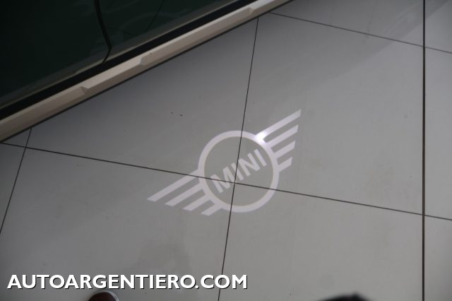 MINI Mini usata, con Sensori di parcheggio anteriori
