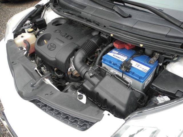 TOYOTA Urban Cruiser usata 65