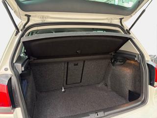 VOLKSWAGEN Golf usata, con Fendinebbia