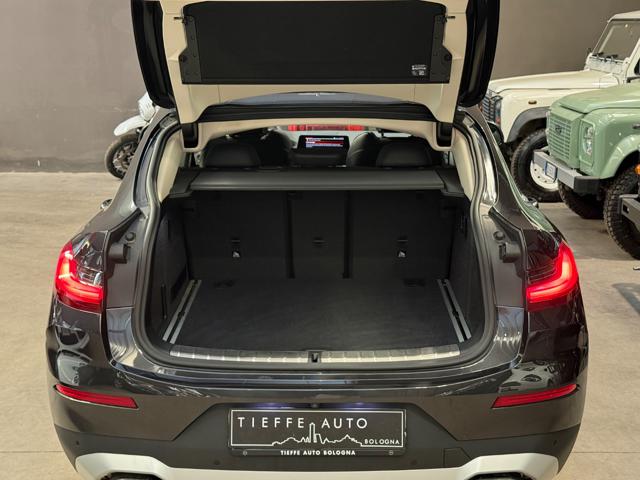 BMW X4 usata, con Leve al volante