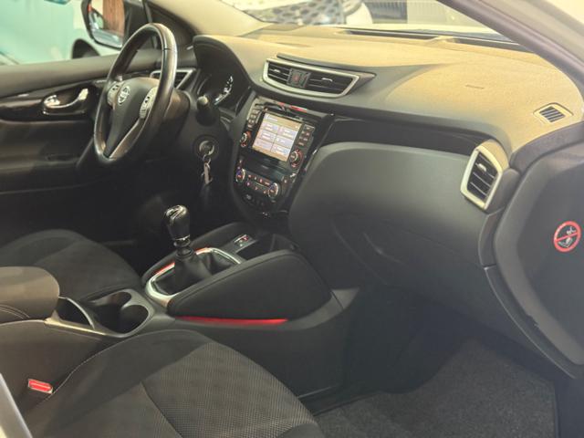 NISSAN Qashqai usata, con Touch screen