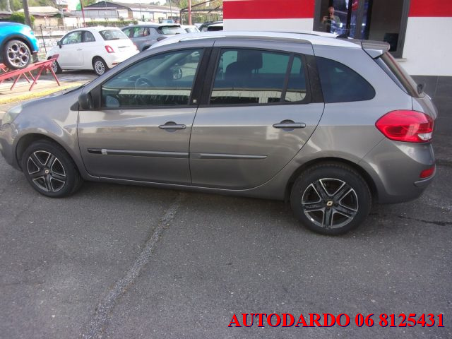 RENAULT Clio usata, con Controllo trazione