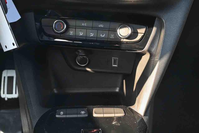 OPEL Corsa usata, con Vetri oscurati