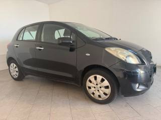 TOYOTA Yaris usata 1